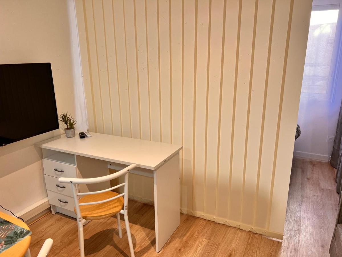 Appartements Calmes - Standing - Hypercentre - Clim - Wifi - Netflix Montpellier Exterior foto